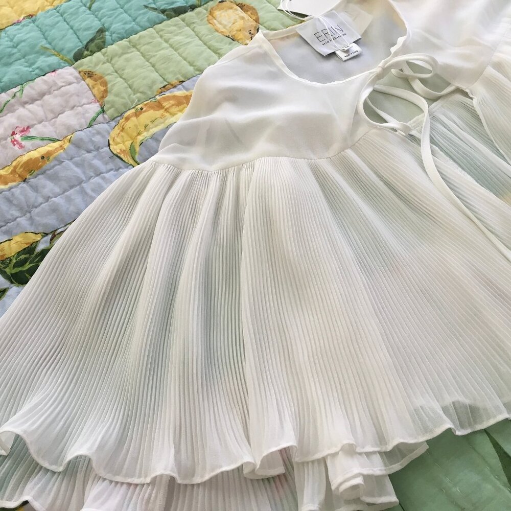 White Pleated Capelet by Erin Featherson NWT - Picture 7 of 10